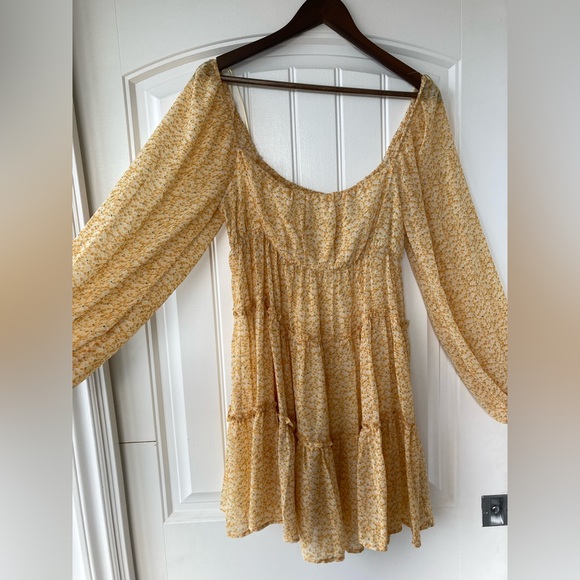 Floral Dress! - Picture 2 of 8